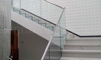 Стеклянные перила для лестниц в Воронеже. Готовые проекты ПерилаГлавСнаб