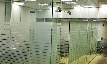 Стеклянные перегородки для офиса купить в Воронеже