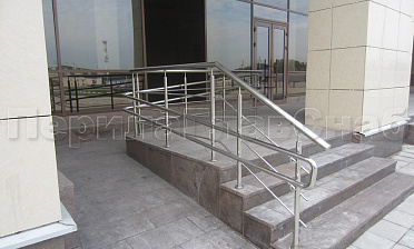 Ограждение пандуса с тремя ригелями купить в Воронеже