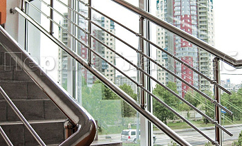 Ограждение на окна из нержавеющей стали в Воронеже. Готовые проекты ПерилаГлавСнаб