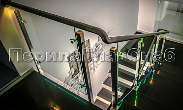 Ограждения со стеклом и подсветкой поручня купить в Воронеже