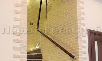 Пристенный пластиковый поручень ПВХ в Воронеже. Готовые проекты ПерилаГлавСнаб Пристенный пластиковый поручень ПВХ в Воронеже. Готовые проекты ПерилаГлавСнаб