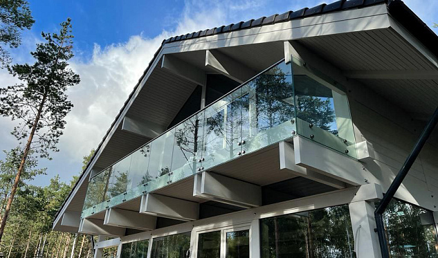 Стекло на точечных креплениях в Воронеже. Готовые проекты ПерилаГлавСнаб