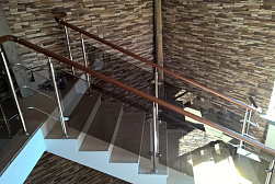 Ограждения из нержавейки со стеклом в Воронеже. Готовые проекты ПерилаГлавСнаб - фото 20 Ограждения из нержавейки со стеклом в Воронеже. Готовые проекты ПерилаГлавСнаб - фото 20