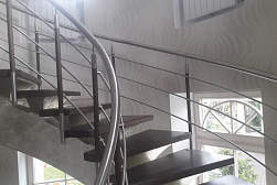 Перила и ограждения из нержавейки и дерева в Воронеже. Готовые проекты ПерилаГлавСнаб - фото 1