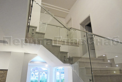 Стеклянные перила для колодезных лестниц в Воронеже. Готовые проекты ПерилаГлавСнаб - фото 7 Стеклянные перила для колодезных лестниц в Воронеже. Готовые проекты ПерилаГлавСнаб - фото 7
