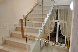 Стеклянные перила для лестниц в Воронеже. Готовые проекты ПерилаГлавСнаб - фото 3