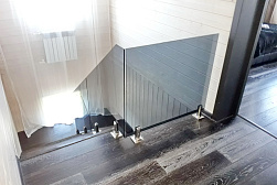 Стеклянные перила для лестниц в Воронеже. Готовые проекты ПерилаГлавСнаб - фото 12