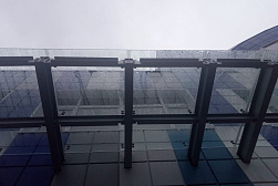 Стеклянные козырьки на спайдерах в Воронеже. Готовые проекты ПерилаГлавСнаб - фото 10