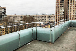 Цельностеклянные ограждения для крыш в Воронеже. Готовые проекты ПерилаГлавСнаб - фото 21