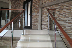 Перила и ограждения из нержавейки и дерева в Воронеже. Готовые проекты ПерилаГлавСнаб - фото 27