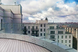 Цельностеклянные ограждения для крыш в Воронеже. Готовые проекты ПерилаГлавСнаб - фото 7