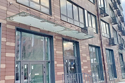 Стеклянные козырьки на вантах в Воронеже. Готовые проекты ПерилаГлавСнаб - фото 2